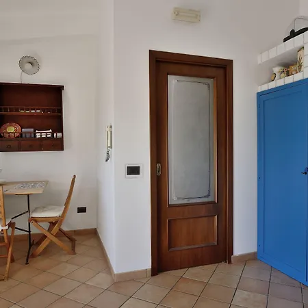 Bed & Breakfast Limone 4*