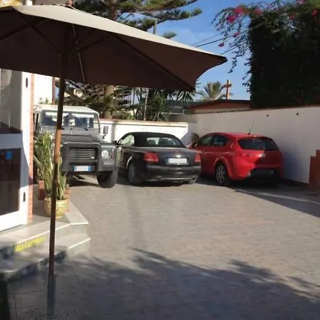 Limone Bed and Breakfast