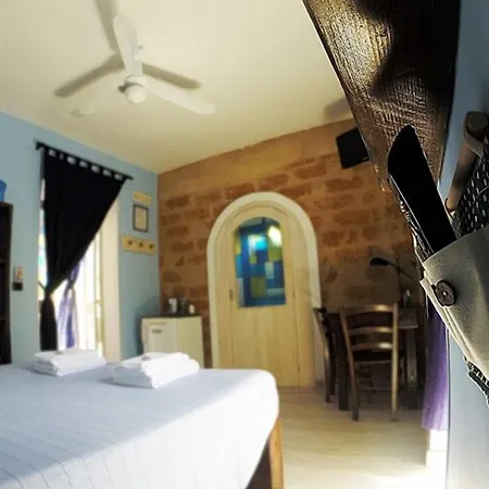 Limone Bed and Breakfast 4*